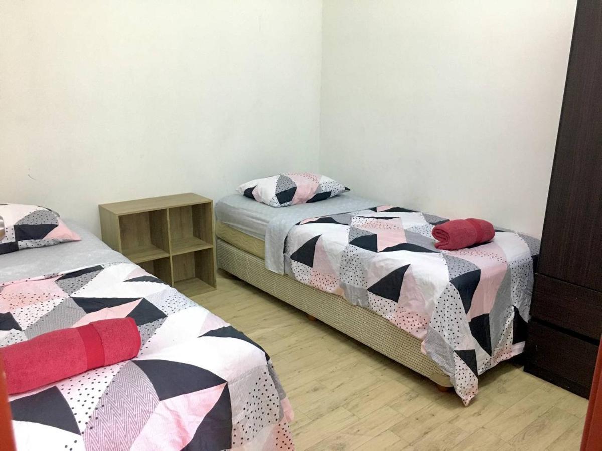 Adinda Homestay Куала-Тренгану Екстер'єр фото